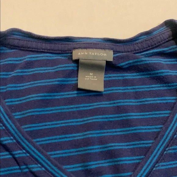Blue Ann Taylor Striped Women's V-Neck Top - Picture 2 of 3
